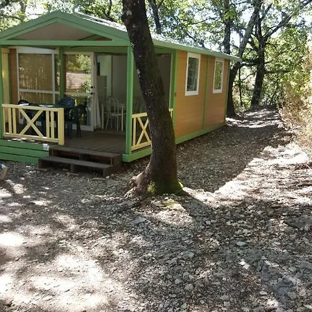 Chalet A 营地